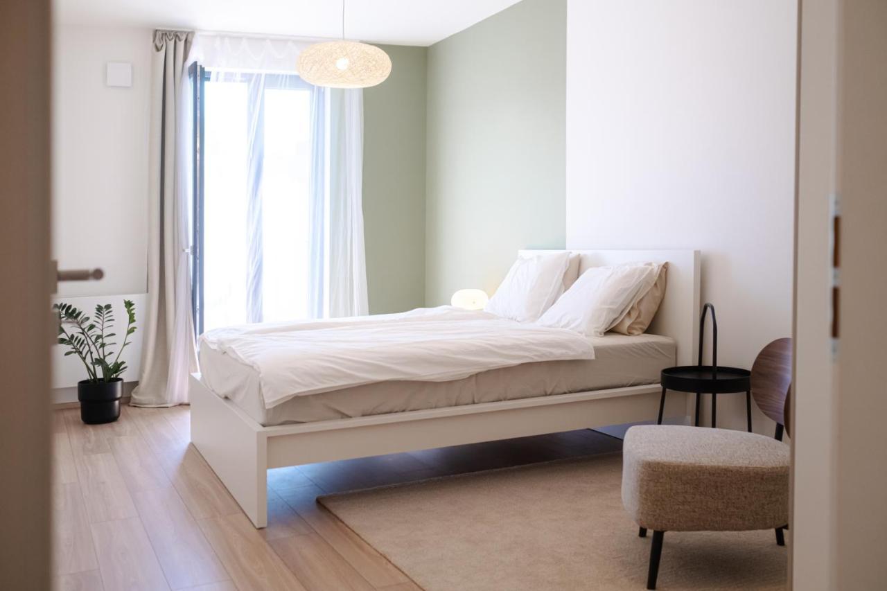 Newly Built Apartment In Vibrant Neighbourhood Прага Екстер'єр фото